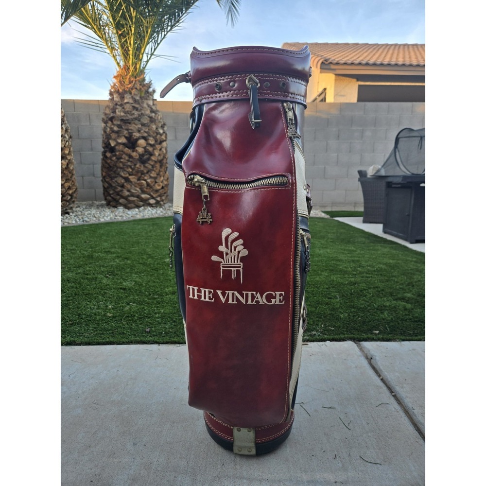'89 Chrysler Invitational 6 Way Golf Bag Hot-Z Leather "The Vintage Club" Metals